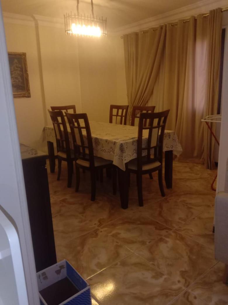 Modern Minutes From Airport Cairo